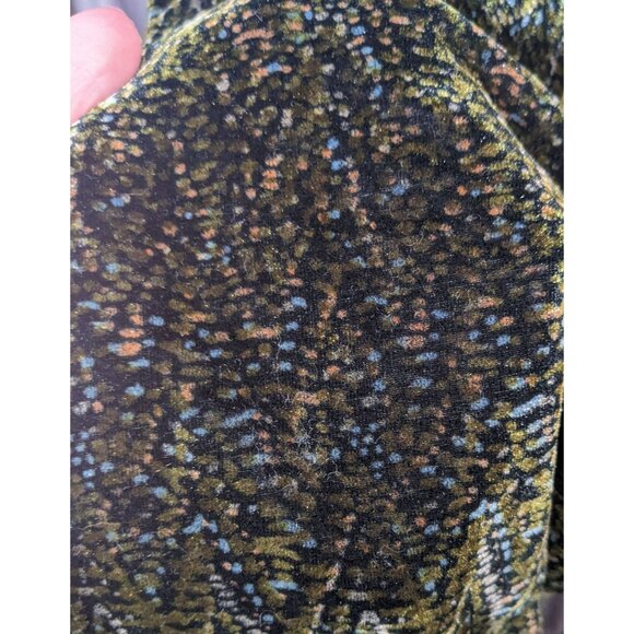 Black And Green Speckled Velvet-Like Scarf - Picture 15 of 15
